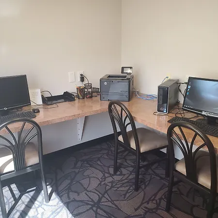 Expressway Suites Fargo-2